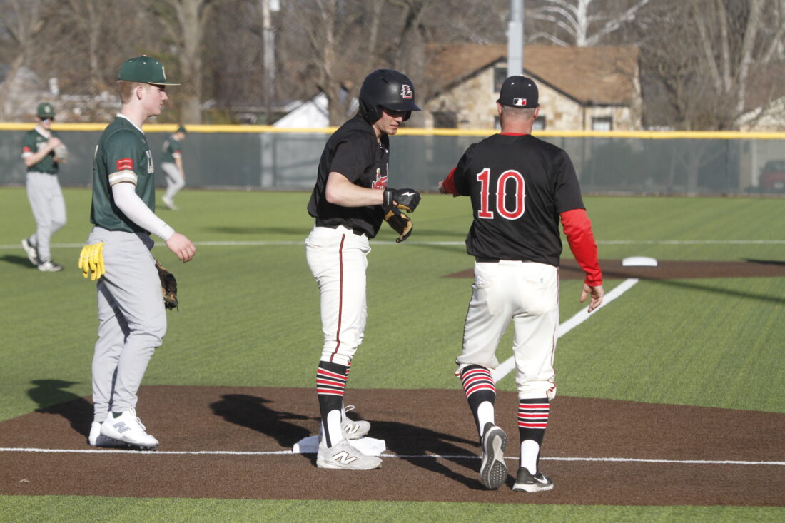 Lawrence baseball falls 6-1 to Sioux Falls-Jefferson in season opener